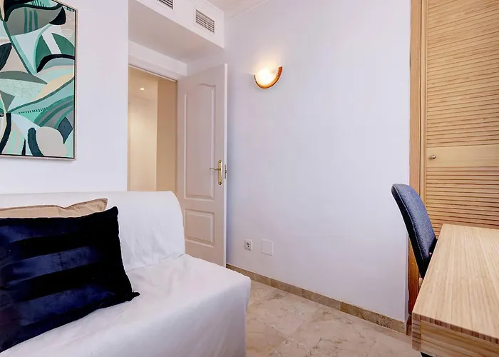 Apartmán Santa Maria Elviria Golf Penthouse With Large Private Terrace And Sea Views -029 *
