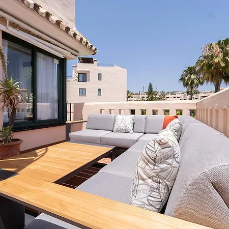 Santa Maria Elviria Golf Penthouse With Large Private Terrace And Sea Views -029 דירה מארבלה