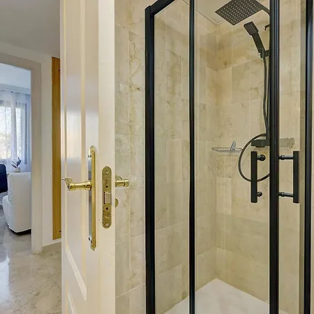 Santa Maria Elviria Golf Penthouse With Large Private Terrace And Sea Views -029 *