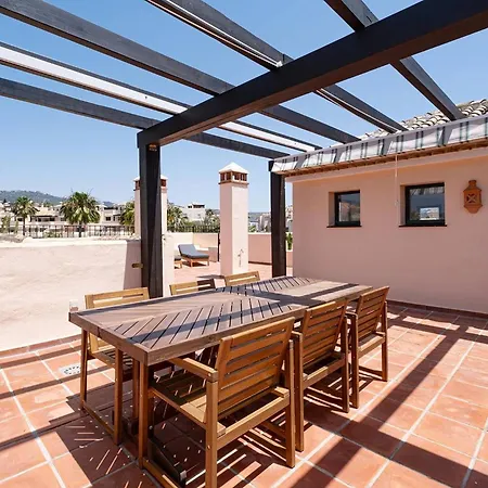Santa Maria Elviria Golf Penthouse With Large Private Terrace And Sea Views -029 Appartement