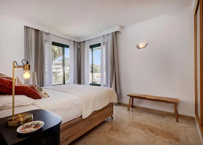 Santa Maria Elviria Golf Penthouse With Large Private Terrace And Sea Views -029 מארבלה