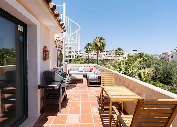 Santa Maria Elviria Golf Penthouse With Large Private Terrace And Sea Views -029 דירה מארבלה