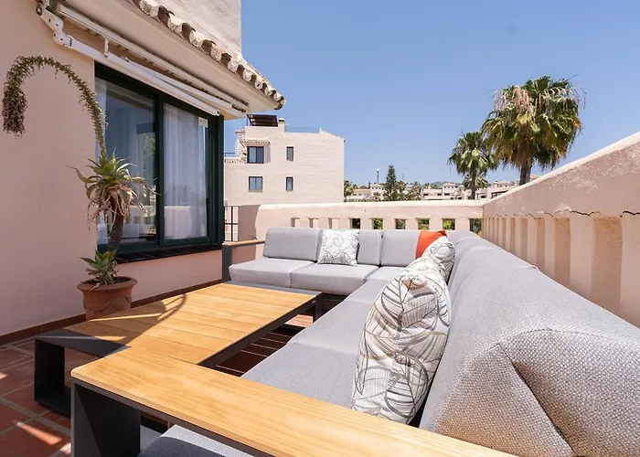 Santa Maria Elviria Golf Penthouse With Large Private Terrace And Sea Views -029 Apartamento Marbella