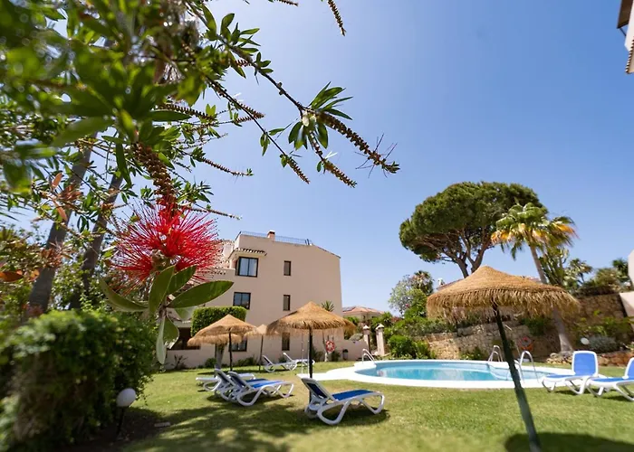 Santa Maria Elviria Golf Penthouse With Large Private Terrace And Sea Views -029 Marbella