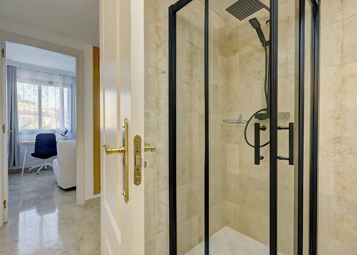 Santa Maria Elviria Golf Penthouse With Large Private Terrace And Sea Views -029 *