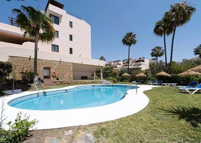 Apartment Santa Maria Elviria Golf Penthouse With Large Private Terrace And Sea Views -029 *
