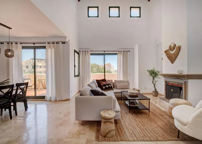 Apartment Santa Maria Elviria Golf Penthouse With Large Private Terrace And Sea Views -029 *