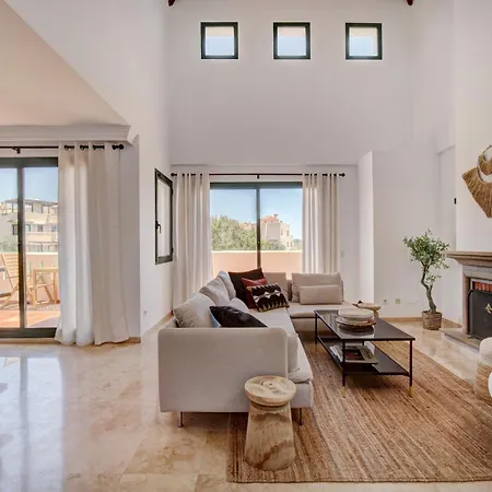 Apartment Santa Maria Elviria Golf Penthouse With Large Private Terrace And Sea Views -029 *