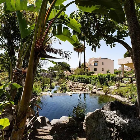 Santa Maria Elviria Golf Penthouse With Large Private Terrace And Sea Views -029 * Marbella