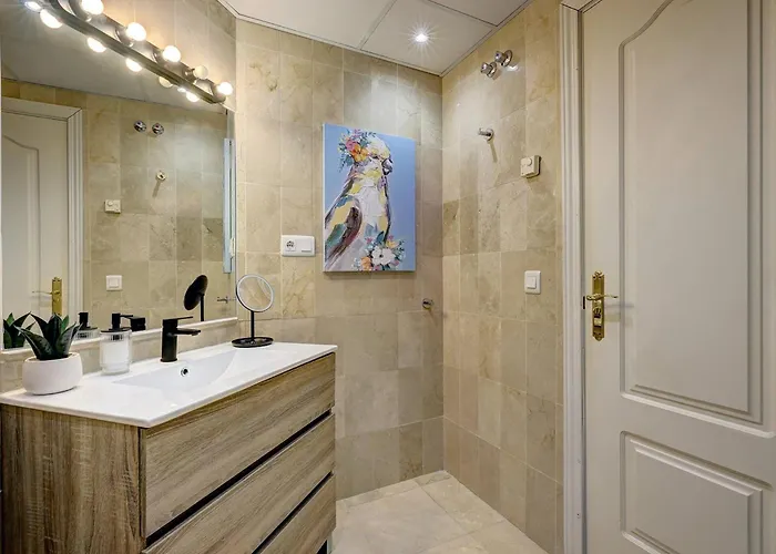 Апартаменти Santa Maria Elviria Golf Penthouse With Large Private Terrace And Sea Views -029
